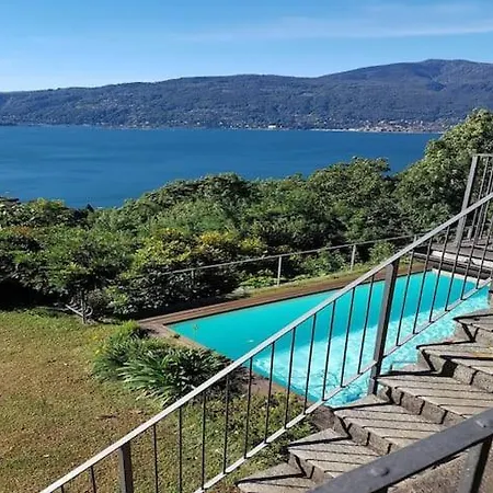 Feriehus Mauro Vista Lago Con Piscina Verbania